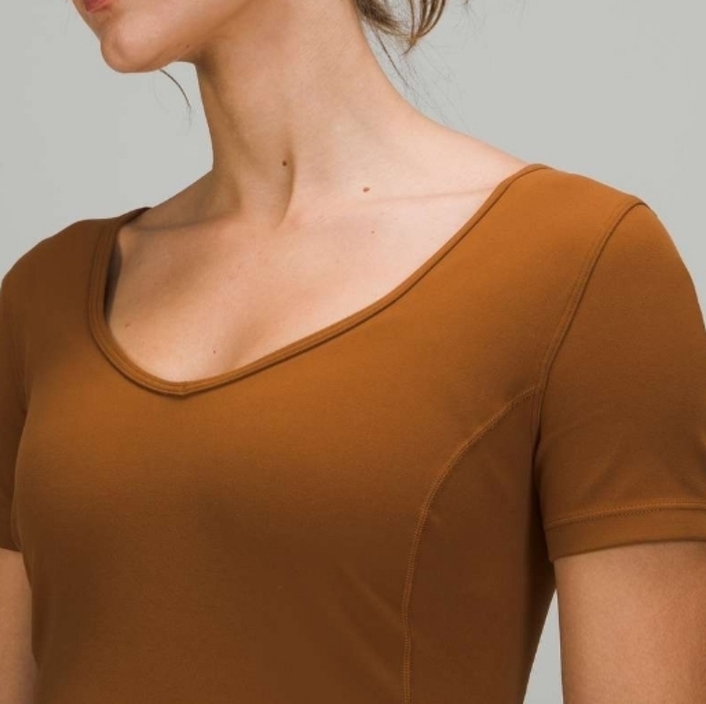 Lululemon Align Tee - Picture 2 of 8